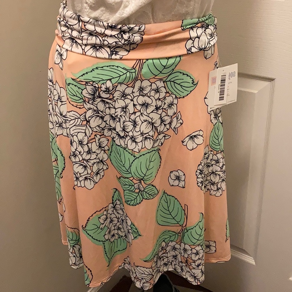 Lularoe Azure Floral Skirt